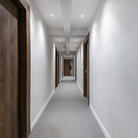 Oyo Hotel Shree Niwas Ahmedabad Extérieur photo
